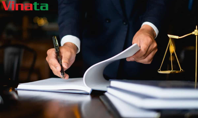 Rủi ro pháp lý doanh nghiệp