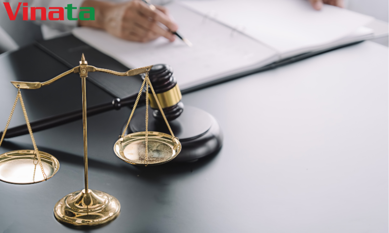 Rủi ro pháp lý doanh nghiệp